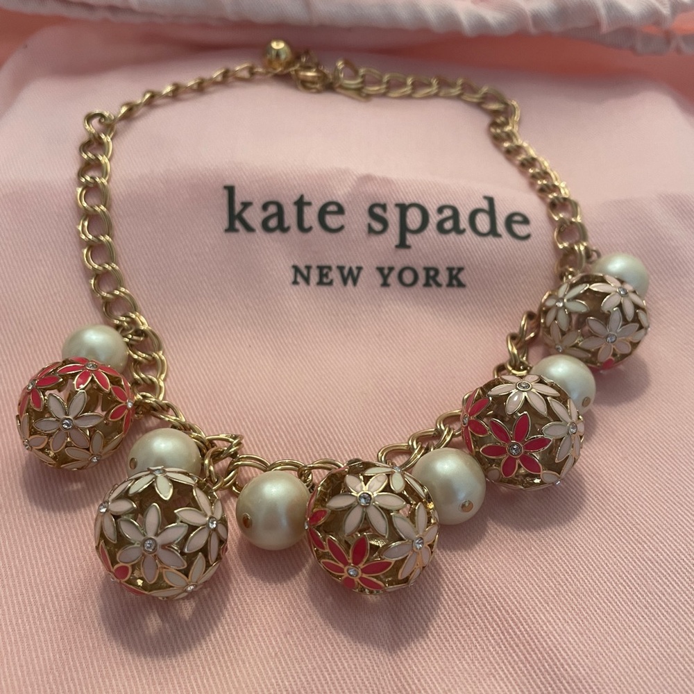 Kate Spade necklace with flower baubles